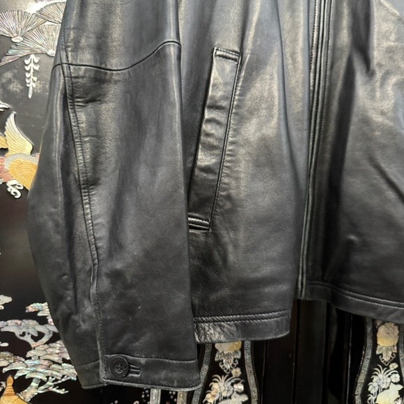 Claiborne Men’s Black Lambskin Leather Jacket Size L Zip Front - Picture 4 of 9